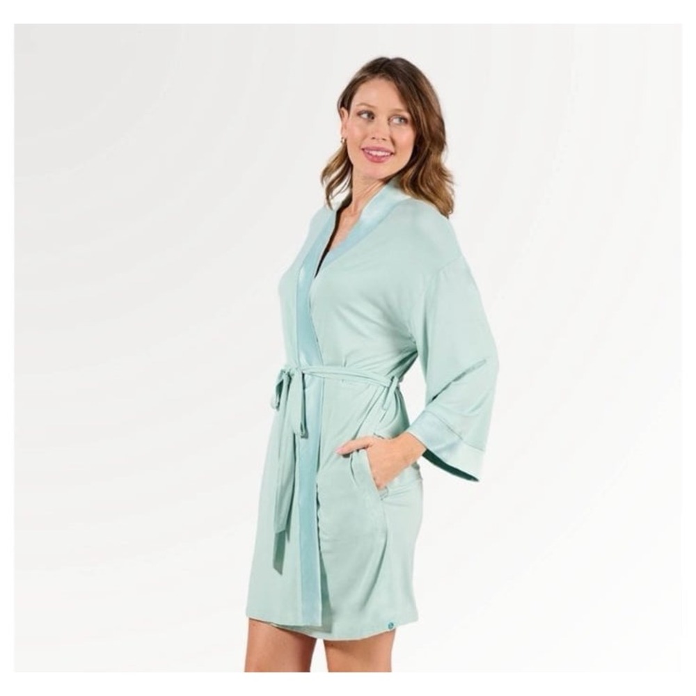 Like new faceplant dreamwear bamboo aqua mist robe‎ large/xl